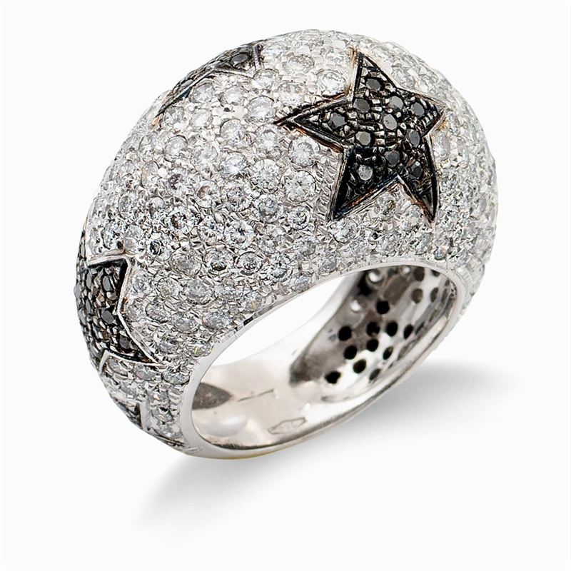 Anello Stelle in Oro Bianco 18kt e Diamanti