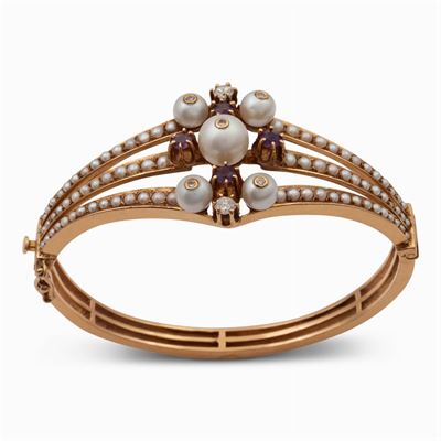 Bracciale Manetta in Oro Giallo 14kt con Perle Coltivate
