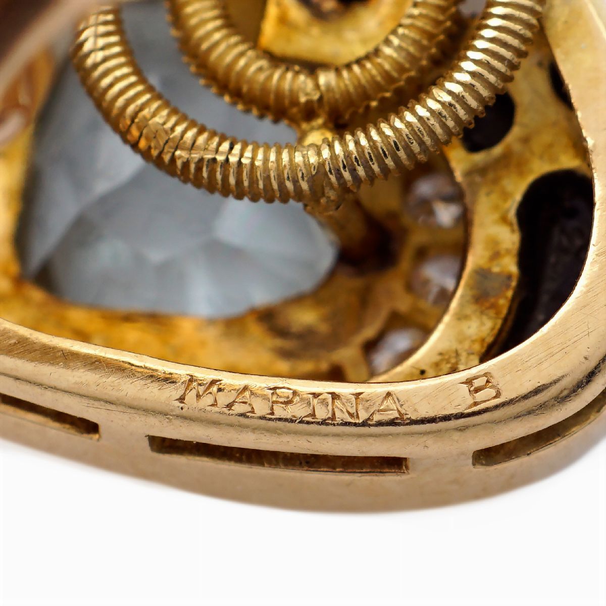 Marina Bulgari, Orecchini a Cuore in Oro Giallo 18kt