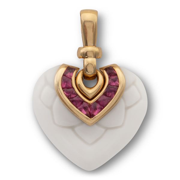Bulgari "Chandra" collection heart pendant