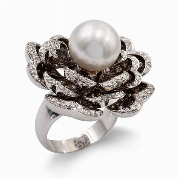 18kt white gold en tremblant flower ring