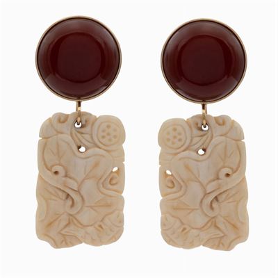 Orecchini in Oro Giallo18kt e Corniola