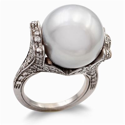Anello in Oro Bianco 18kt con Perla Grigia