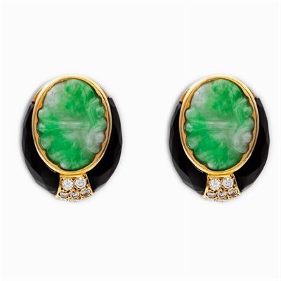 Orecchini a Lobo in Oro Giallo 18kt con Giade