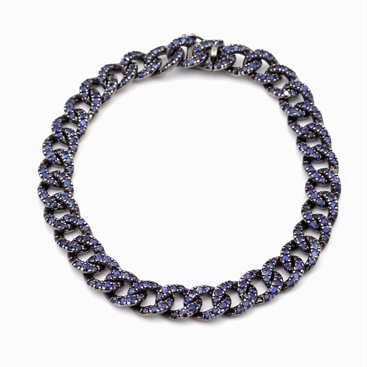 Bracciale in Oro Nero18kt a Maglia Groumette con Zaffiri