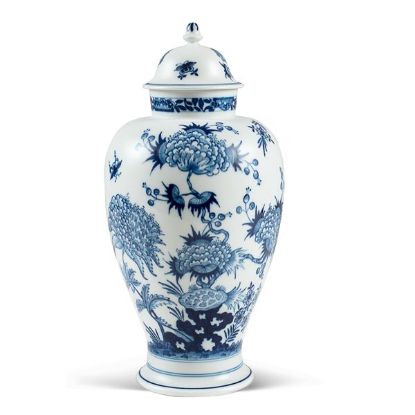 Meissen, vaso con coperchio in porcellana