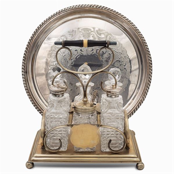 Group of silver plated metal objects (2)  (20th century)  - Auction FINE SILVER AND THE ART OF THE TABLE - Colasanti Casa d'Aste