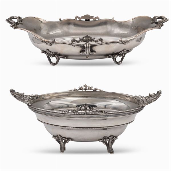 Two silver centerpieces  (Italy, 20th century)  - Auction FINE SILVER AND THE ART OF THE TABLE - Colasanti Casa d'Aste