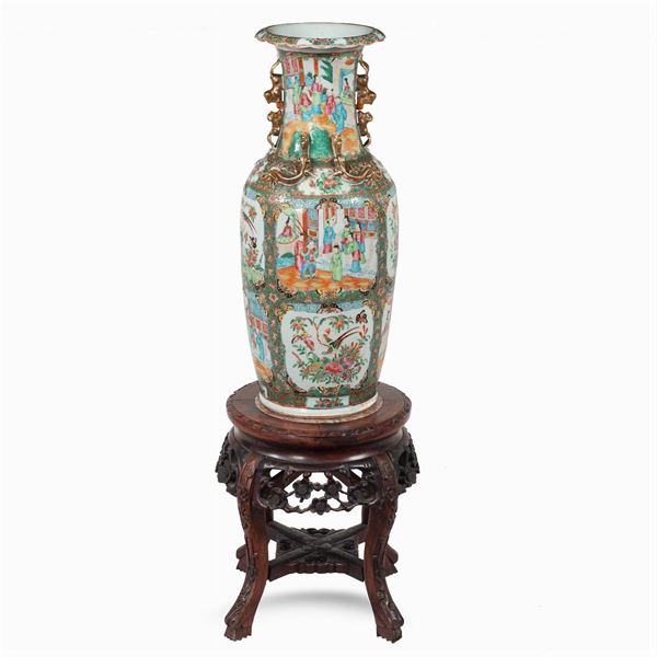 Vaso in porcellana Canton  (Cina, XIX Sec.)  - Asta DIPINTI E ARREDI DA VILLA SAMINIATI  - Colasanti Casa d'Aste