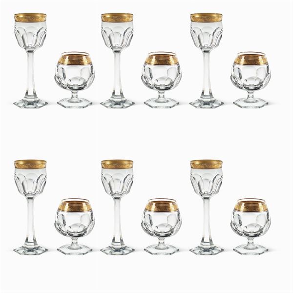 Set di bicchieri da liquore in cristallo profilato in oro (12)  (Boemia, XX Sec.)  - Asta ARGENTI E L'ARTE DELLA TAVOLA - Colasanti Casa d'Aste