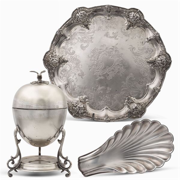 Group of metal objects (3)  (20th century)  - Auction FINE SILVER AND THE ART OF THE TABLE - Colasanti Casa d'Aste