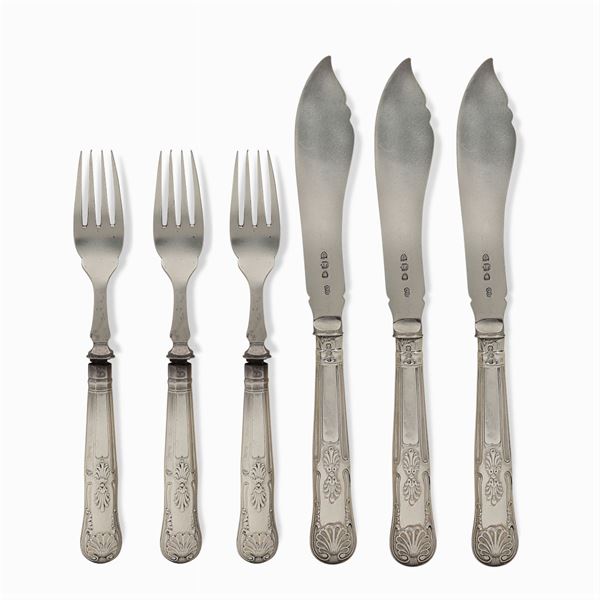 Silver fish flatware service (24)