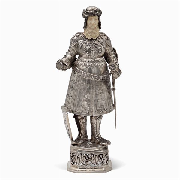 Silver soldier