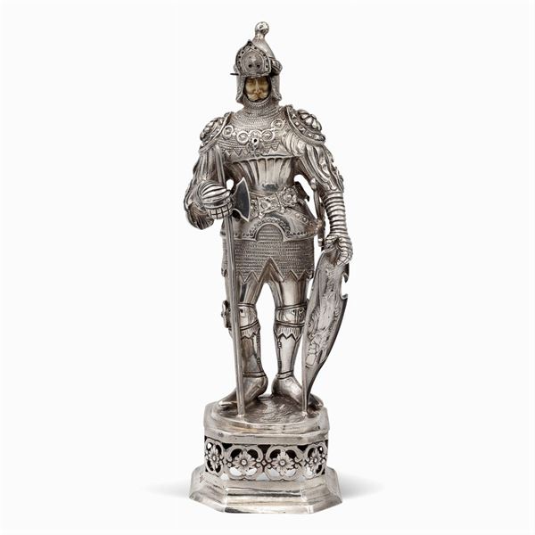 Silver soldier