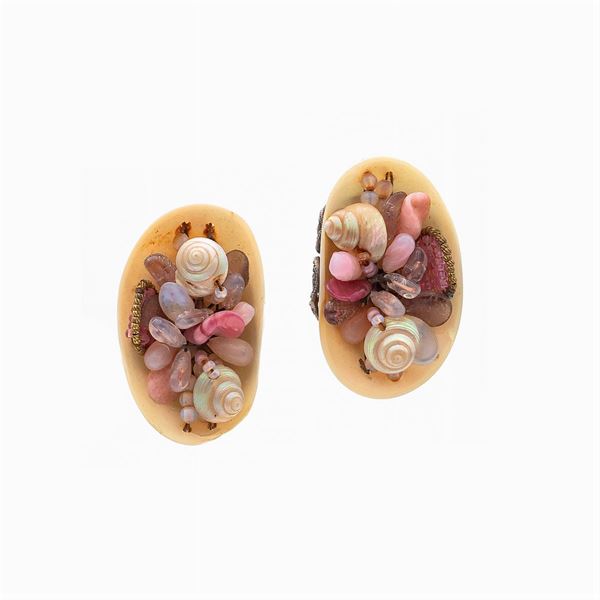Orecchini bijou vintage a conchiglia