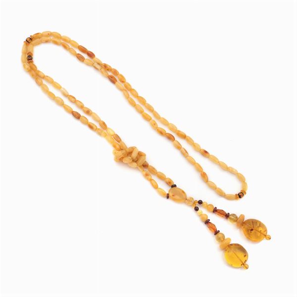 Collana vintage in ambra baltica