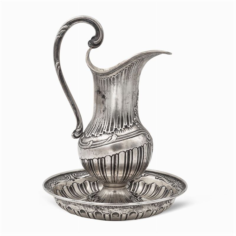 Caraffa con Bacile in Argento