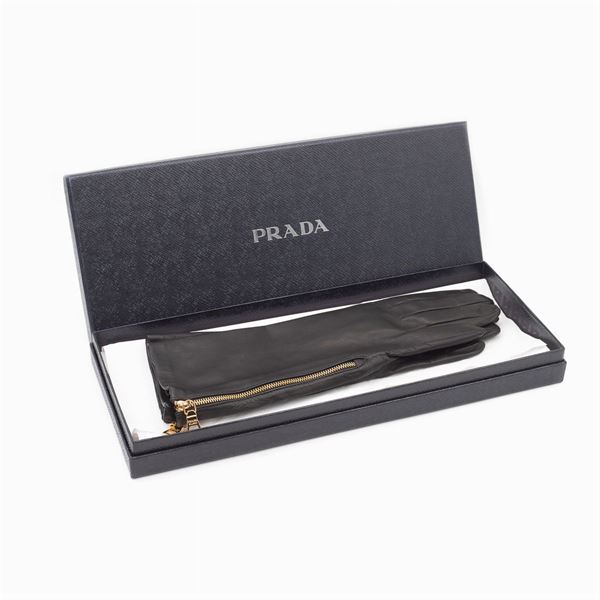 Prada, guanti lunghi