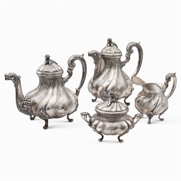 Silver tea and coffee service (4)