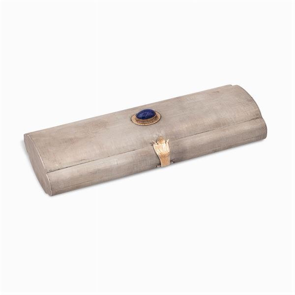 Trousse in argento satinato