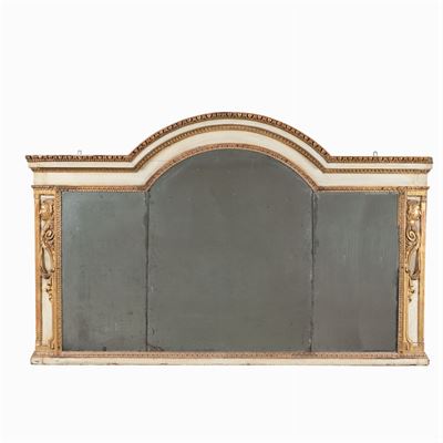 Caminiera in Legno Intagliato Laccato e Dorato