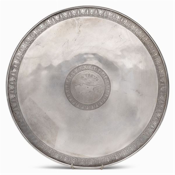 Silver stand title 950