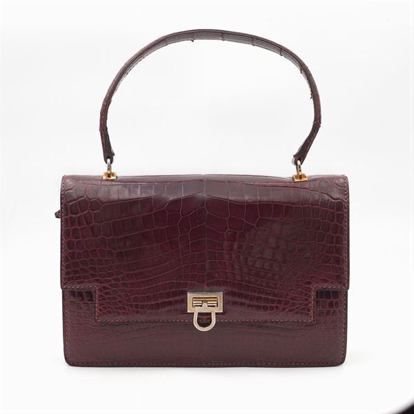 Gucci, borsa vintage in coccodrillo bordeaux