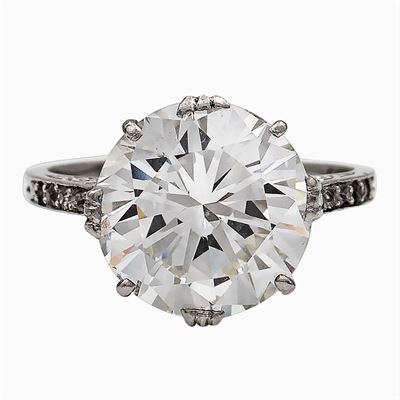Anello Solitario con un Diamante Ct 5,02
