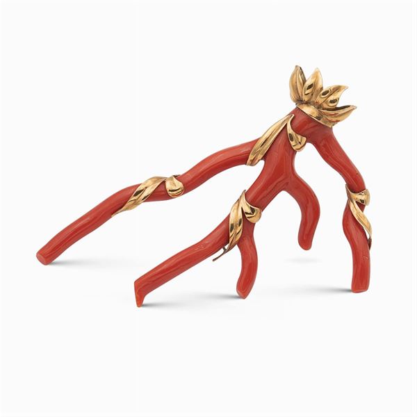Red coral brooch