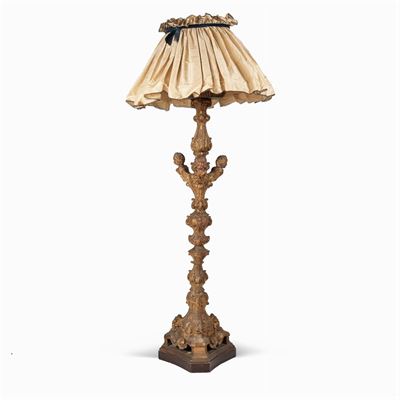 Torciere in Legno Dorato ed Intagliato