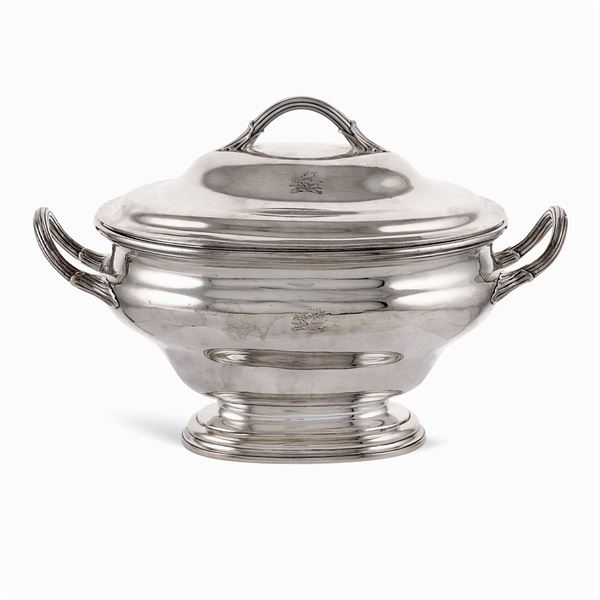 Oval silver soup tureen