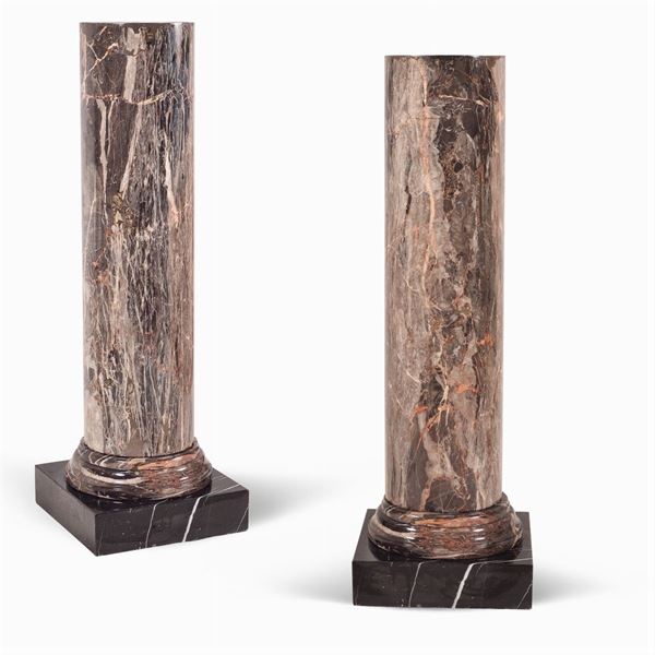 Pair of turned marble columns  (Italy, 20th century)  - Auction OLD MASTER PAINTINGS AND FURNITURE FROM VILLA SAMINIATI AND PRIVATE COLLECTIONS - Colasanti Casa d'Aste