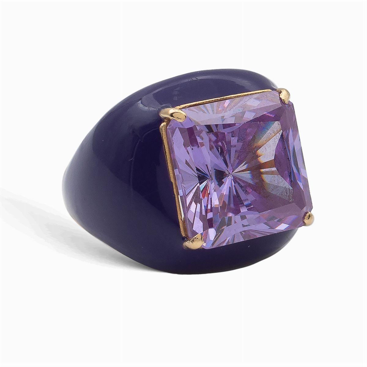 Anello Cocktail in Oro Giallo 18kt e Smalto Viola
