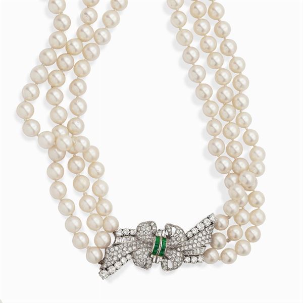 Petochi, three strands of cultured pearls necklace