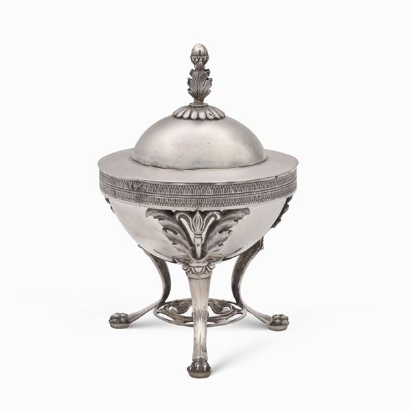 Zuccheriera in argento  (Italia, XIX Sec.)  - Asta ARGENTI E L'ARTE DELLA TAVOLA - Colasanti Casa d'Aste