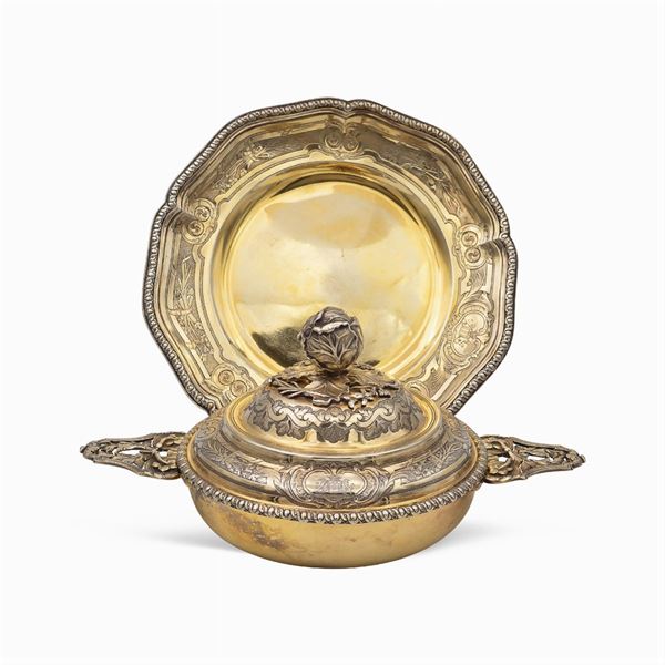 Silver and vermeil Ecuelle with presentoire