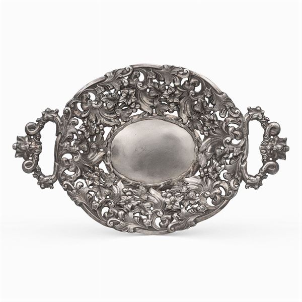 Silver centerpiece