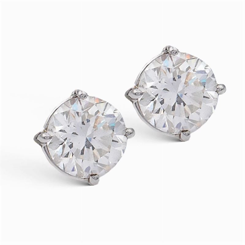 Orecchini in Oro Bianco 18kt con Due Diamanti Ct 1,65