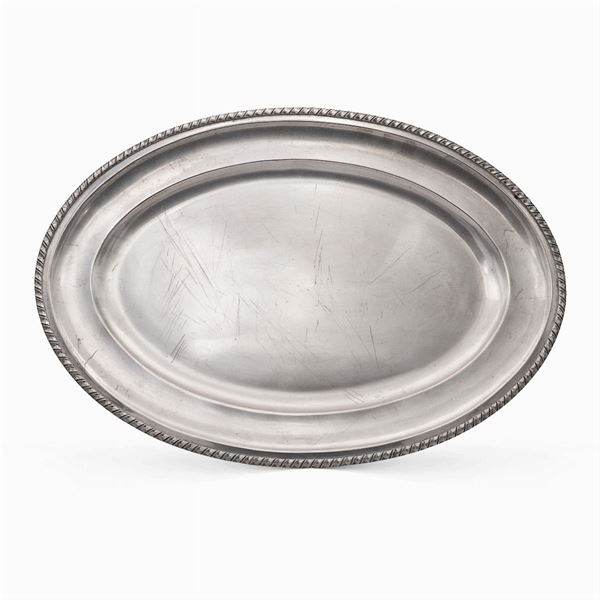 Oval silver tray  (Italy, 20th century)  - Auction FINE SILVER AND THE ART OF THE TABLE - Colasanti Casa d'Aste