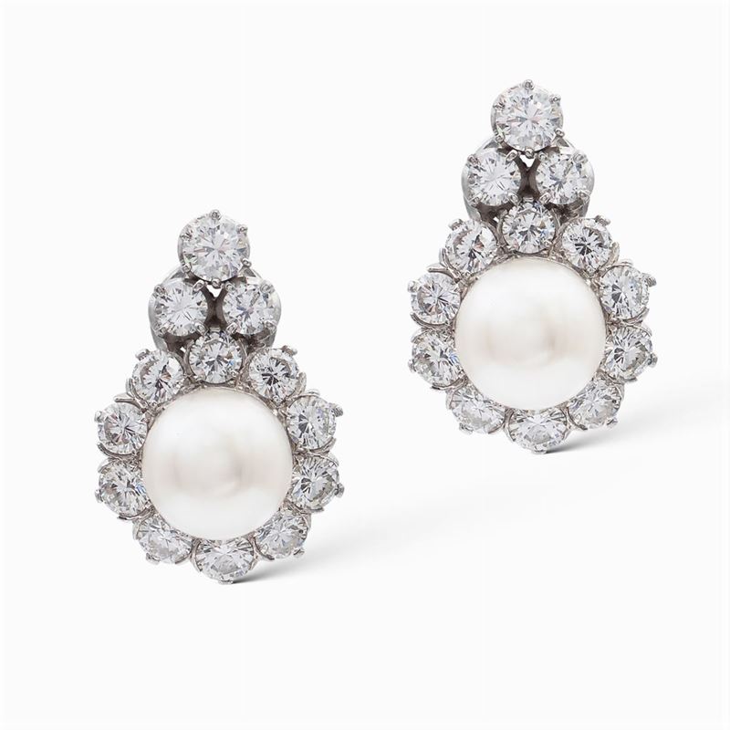 Orecchini in Oro Bianco 18kt, Diamanti e Perle Coltivate