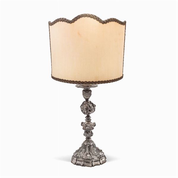 Silver table lamp  (Italy, 19th century)  - Auction FINE SILVER AND THE ART OF THE TABLE - Colasanti Casa d'Aste