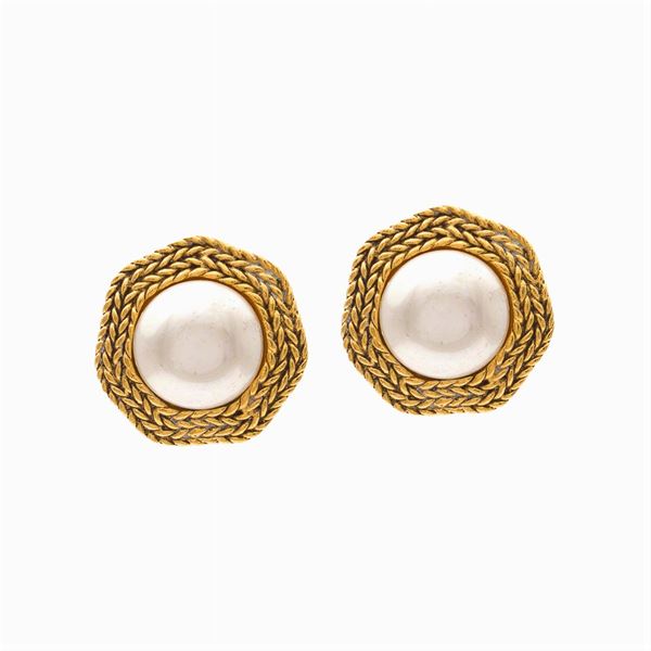 Chanel, vintage bijou earrings