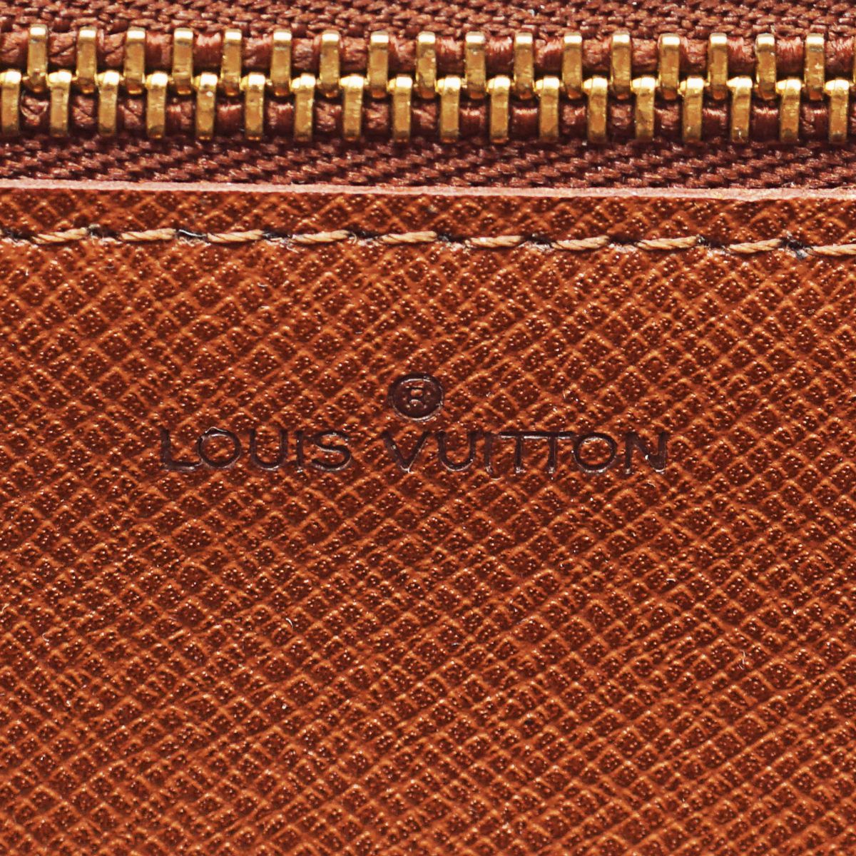 Louis Vuitton, Pochette Collezione Art Decò Epi