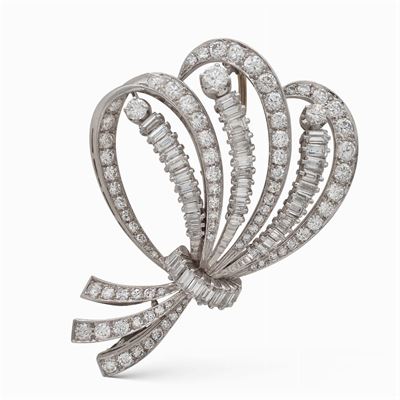 Spilla Nastro in Oro Bianco 18kt e Diamanti