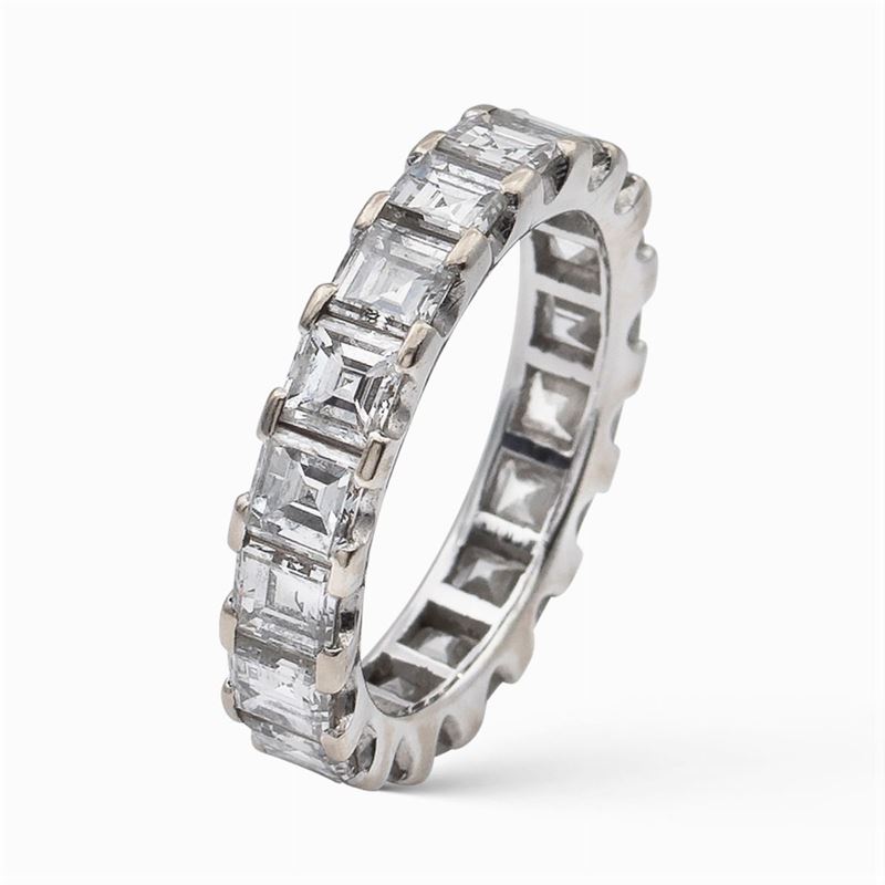 Anello Fede in Oro Bianco e Diamanti