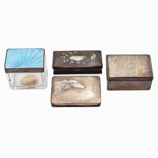 Gruppo di scatole in argento (4)  (manifatture diverse)  - Asta ARGENTI E L'ARTE DELLA TAVOLA - Colasanti Casa d'Aste
