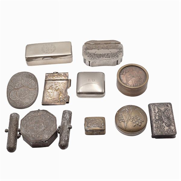 Gruppo di oggetti in argento (10)  (manifatture diverse, XIX-XX Sec.)  - Asta ARGENTI E L'ARTE DELLA TAVOLA - Colasanti Casa d'Aste
