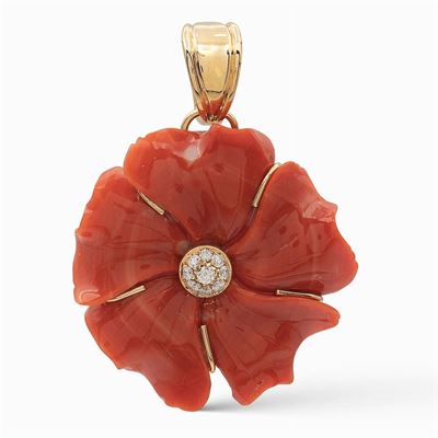 Pendente Fiore in Corallo Rosso