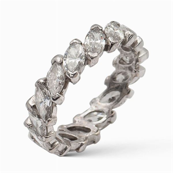 Anello fede in platino e diamanti