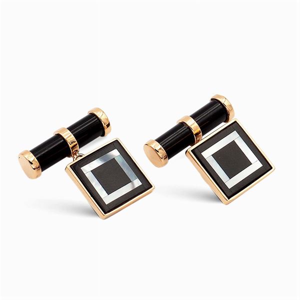 Gemelli squadrati in oro rosa 18kt onice nero e madreperla